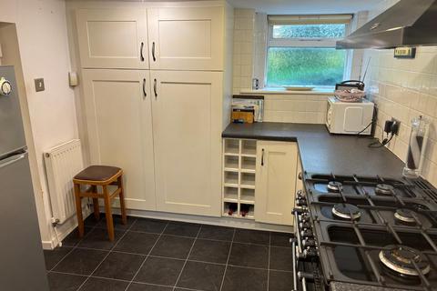2 bedroom detached house for sale, Yew Tree Road, West Yorkshire, HD3
