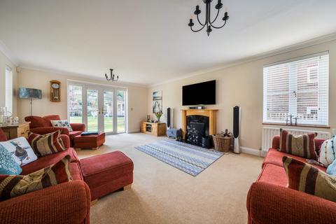 5 bedroom detached house for sale, Cricketers Close, Ashington, RH20