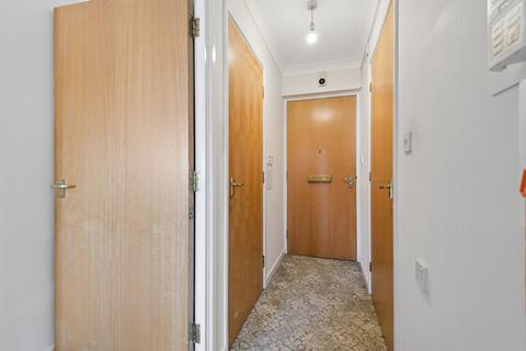 1 bedroom retirement property for sale, Maples Court, Hitchin, SG5