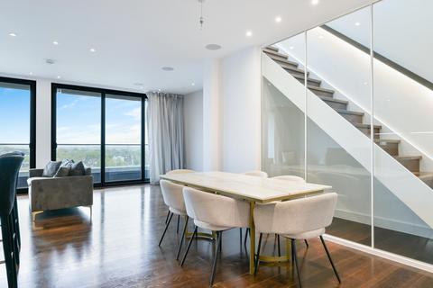 3 bedroom apartment to rent, Centre Heights, Hampstead, London, NW3