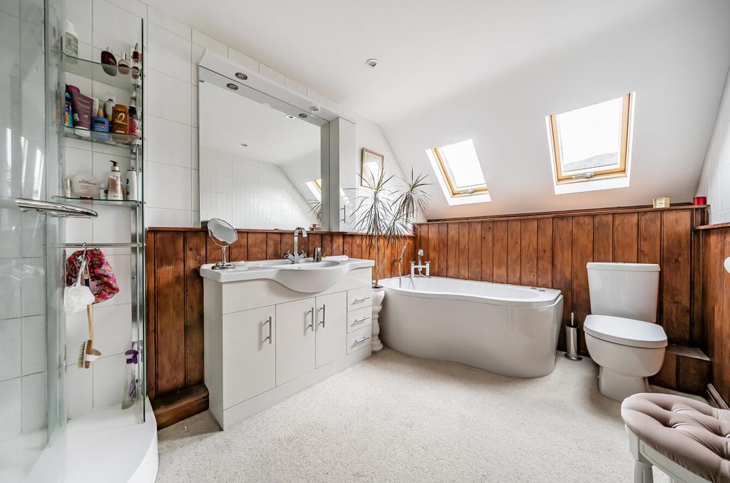 1361052-18-68e7e9...