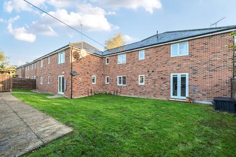 2 bedroom flat for sale, Francis Copse, Colden Common, Winchester, Hampshire, SO21