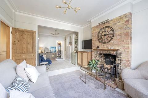 undefined, Latimer Road, Teddington, TW11