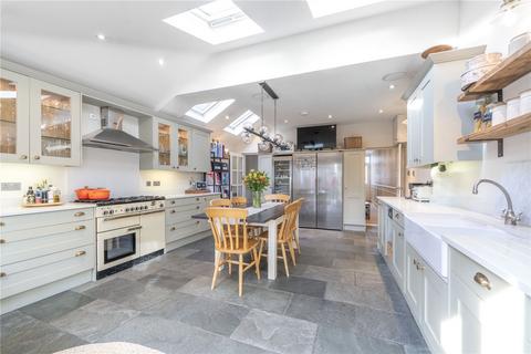 undefined, Latimer Road, Teddington, TW11