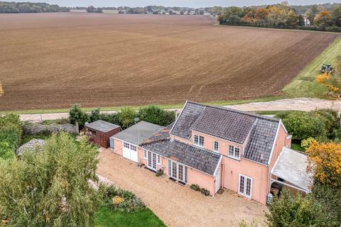4 bedroom detached house for sale, The Street, Diss IP22