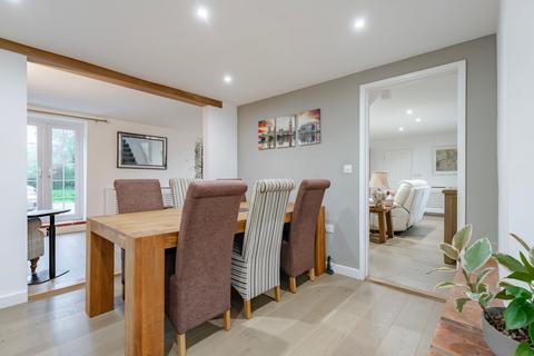4 bedroom detached house for sale, The Street, Diss IP22