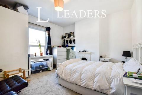 undefined, St. Georges Road, M14