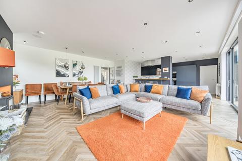 undefined, Greywethers Avenue, Old Town, Swindon, SN3