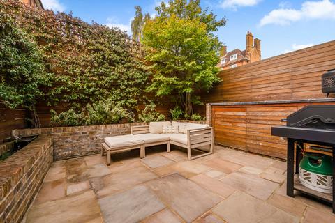 undefined, Constantine Road, South End Green, London