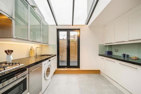 2 bedroom flat for sale, Old Brompton Road, London SW7