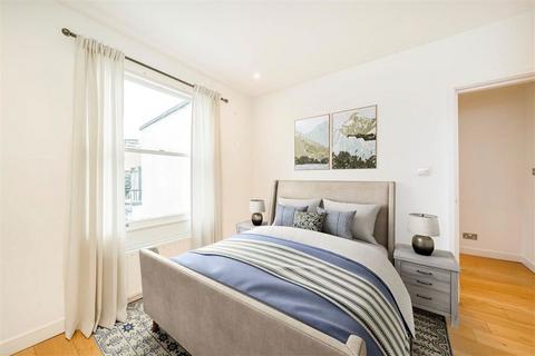 2 bedroom flat for sale, Old Brompton Road, London SW7