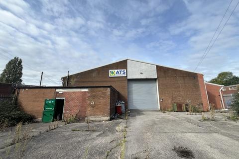 Garage to rent, 20-28 Waterloo Rd Manchester M8 8BY