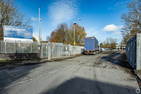 Warehouse to rent, School Ln Prescot L34 9GJ