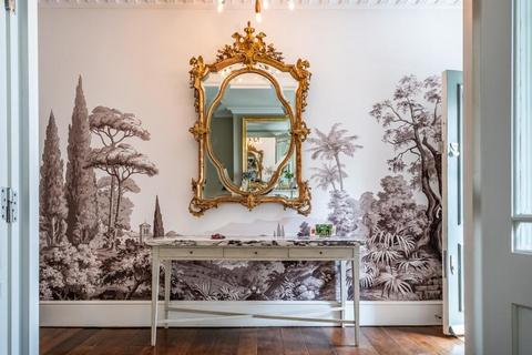 undefined, Walton Street, London