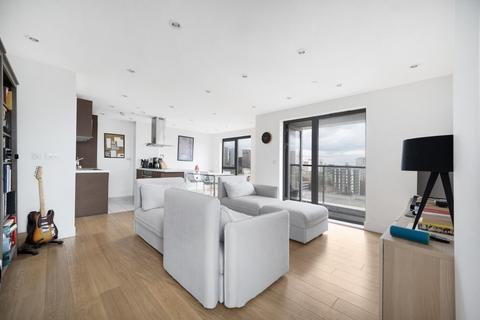 2 bedroom flat to rent, Wilson Tower, 16 Christian Street, London