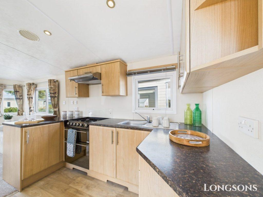 Cam02173g0 Pr0275 Still004