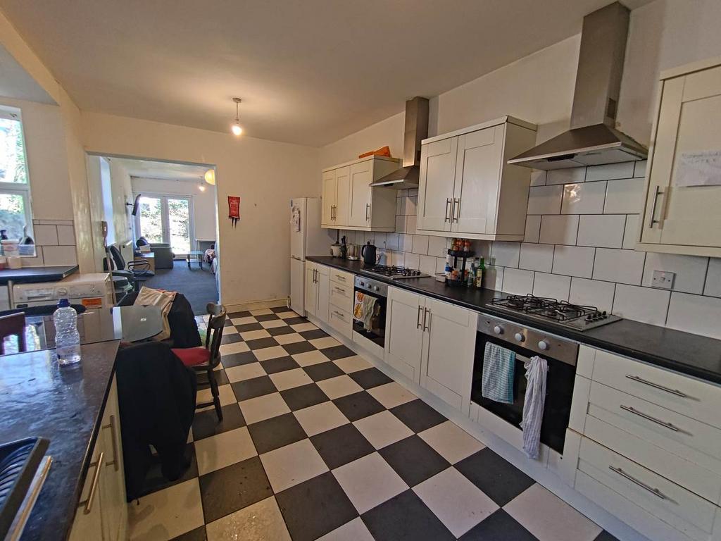 Kitchen (1)
