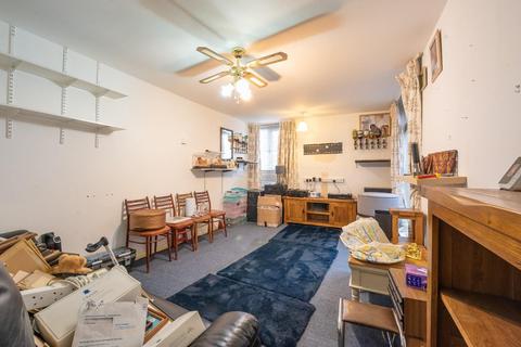 2 bedroom flat for sale, Tollhurst Drive, London, London