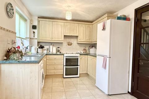 3 bedroom detached house for sale, Linnet Close, Halesowen