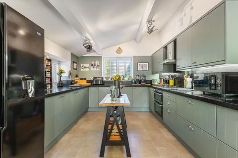 undefined, Pontefract WF8