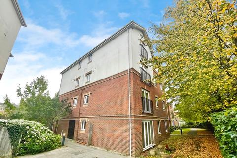 2 bedroom flat for sale, West End Road, Southampton SO18
