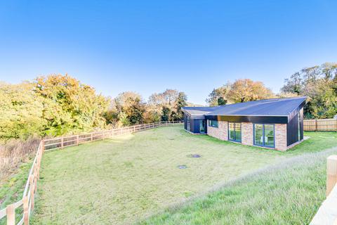 undefined, Windmill Road, Pepperstock, Hertfordshire LU1
