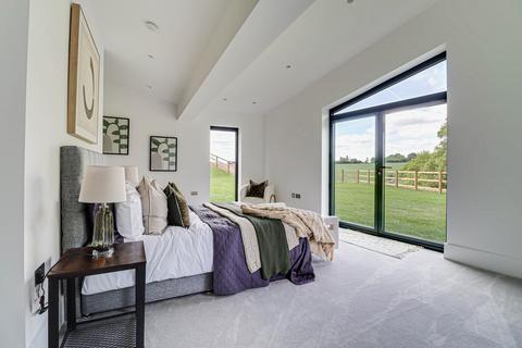 undefined, Windmill Road, Pepperstock, Hertfordshire LU1