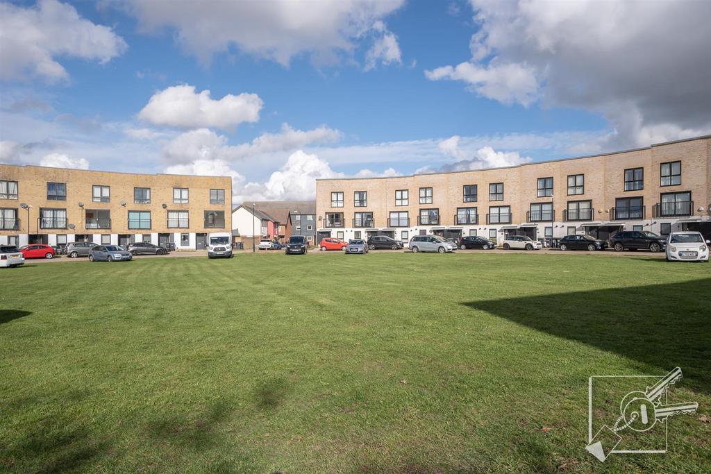 Frontage: