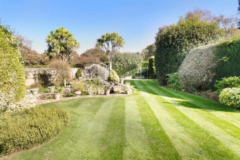 4 bedroom detached house for sale, Golden Avenue, East Preston BN16