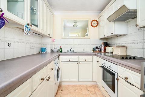 1 bedroom flat for sale, Nizells Avenue, Hove