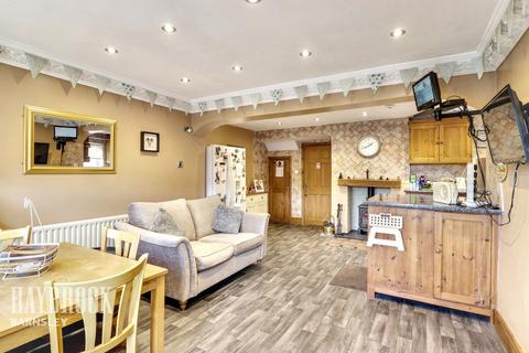 undefined, Longfield Drive, Mapplewell