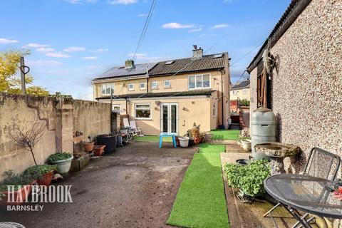 undefined, Longfield Drive, Mapplewell