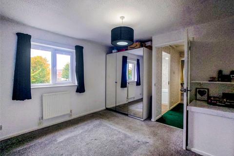 10 Overbury Road, Gloucester, GL1 4EA