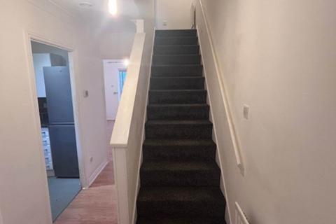 2 bedroom house for sale, Pinewood Drive, Potters Bar