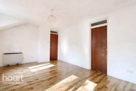 2 bedroom apartment for sale, Jasmine Grove, LONDON