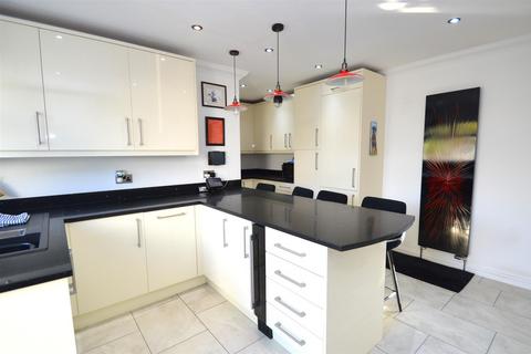 undefined, Rocheforte Drive, Rochford