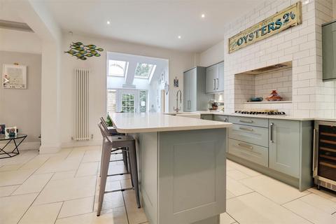 4 bedroom detached house for sale, Fields Road, Alsager