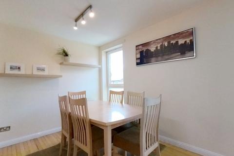2 bedroom flat to rent, Hanson Park, Dennistoun, Glasgow, G31