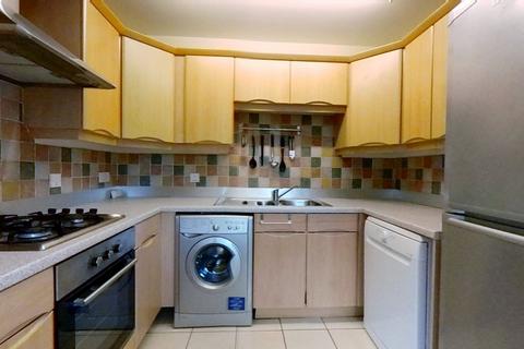 2 bedroom flat to rent, Hanson Park, Dennistoun, Glasgow, G31