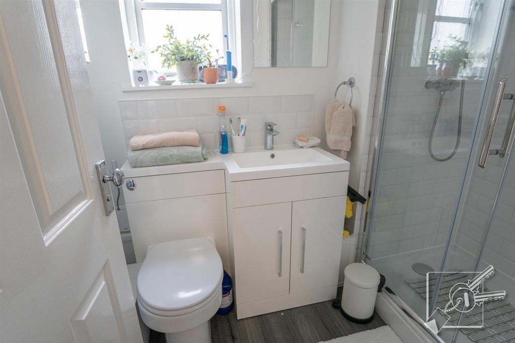 Shower room:
