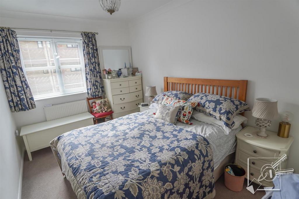Bedroom 1: