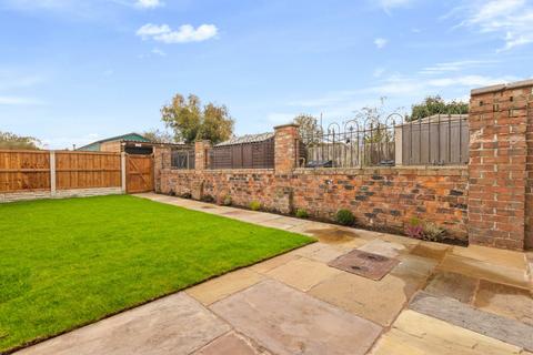 undefined, Regent Terrace, Barrow Road,, New Holland, North Lincs, DN19