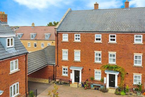 undefined, Shearwater Road, Hemel Hempstead HP3