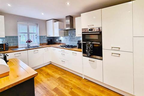 undefined, Shearwater Road, Hemel Hempstead HP3