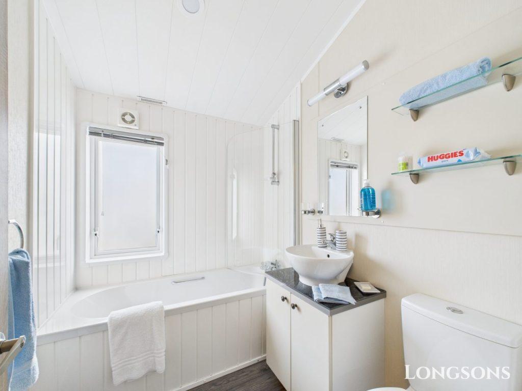 Cam02173g0 Pr0276 Still063