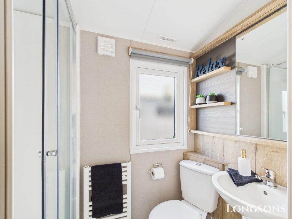 Cam02173g0 Pr0276 Still011