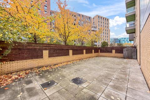 2 bedroom ground floor flat for sale, Park Royal, London NW10