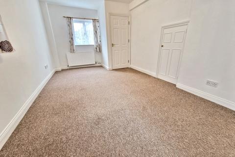 undefined, Exeter EX4