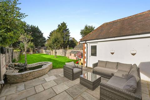 4 bedroom semi-detached house for sale, Widford Road, Chelmsford, Essex, CM2