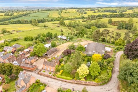 undefined, The Manor House, Gumley